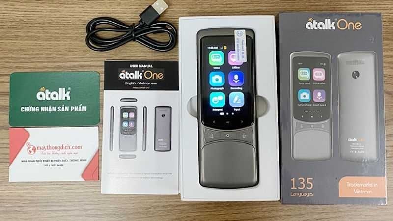 Atalk One là dòng máy phiên dịch được thiết kế dành riêng cho người Việt