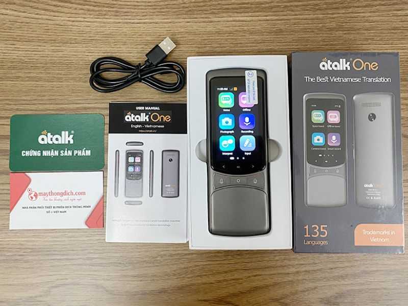 Atalk One thiết kế nhỏ gọn và tích hợp công nghệ AI tiên tiến