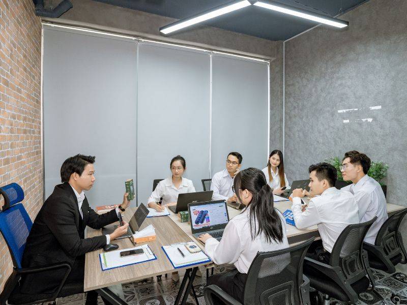 Nhà sản xuất và đại lý chính thức là nơi mua máy phiên dịch an toàn cho bạn